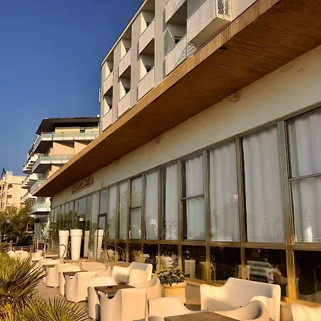 Hotel Spiaggia 3* カットーリカ