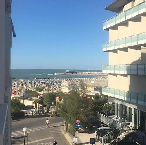 Hotel Spiaggia 3*